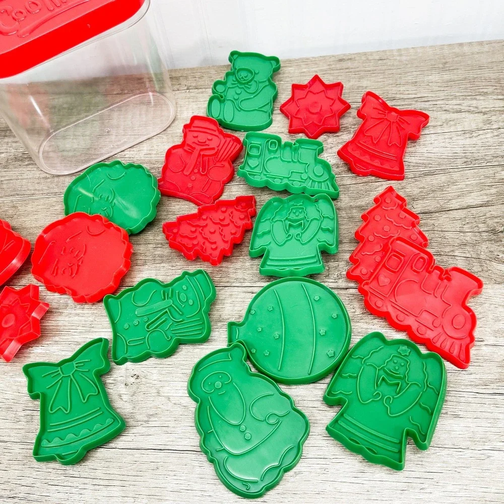 Vintage Christmas Cookie Cutter Set Red Green Plastic Holiday Shapes With Case